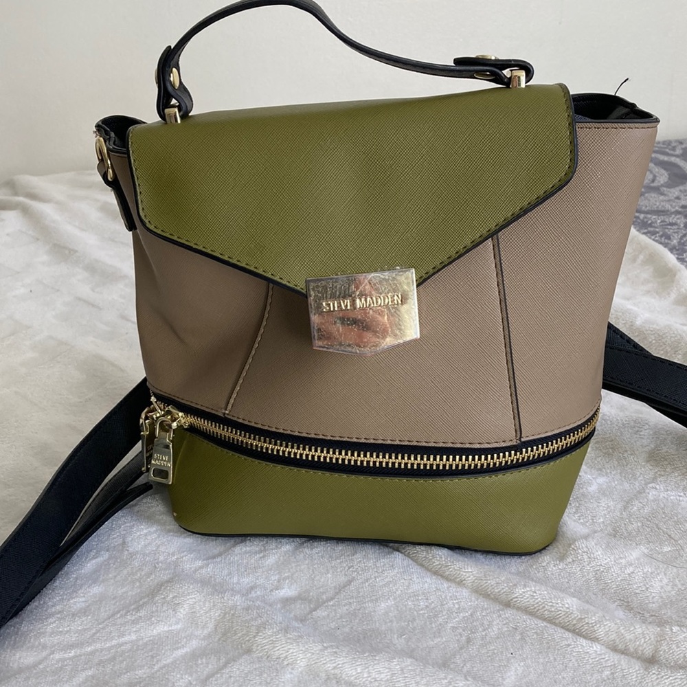 Steve Madden small backpack/purse